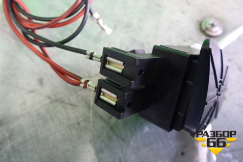 Кнопка (звукового сигнала правая) для Chevrolet Aveo (T250) с 2005-2011 (Авео Т250)