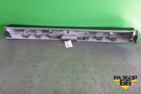 Накладка двери багажника (нижняя) (CJ54S423A40) для Ford Kuga с 2012г (Куга 2)