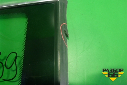 Стекло глухое правое (8569XJ) для Peugeot 3008 с 2010-2016г