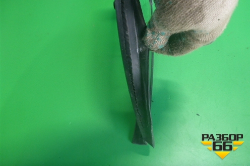 Стекло глухое правое (8569XJ) для Peugeot 3008 с 2010-2016г