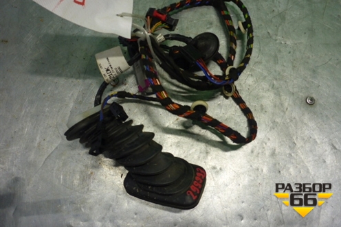 Проводка двери передней правой для Skoda Octavia (А5) с 2004-2013г (Октавия)