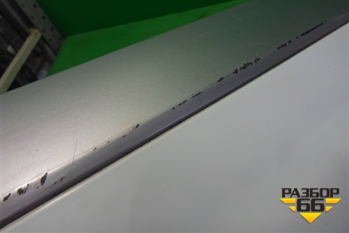 Накладка двери передней правой (4M0853960G) для Audi Q7 c 2015г (Ку 7)