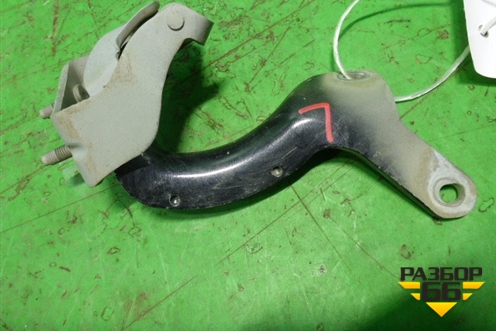 Петля двери багажника (левая) (4L0827299B) для Audi Q7 c 2005-2015г (Ку 7)