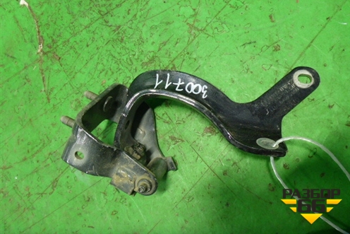 Петля двери багажника (левая) (4L0827299B) для Audi Q7 c 2005-2015г (Ку 7)