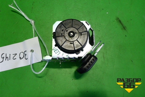 Ремень безопасности задний (верхний) для Skoda Yeti с 2009г (Етти)