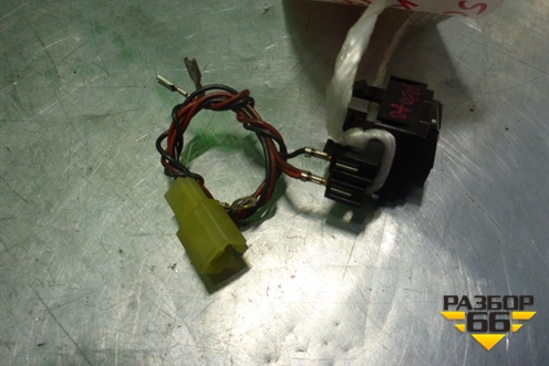 Кнопка (звукового сигнала правая) для Chevrolet Aveo (T250) с 2005-2011 (Авео Т250)