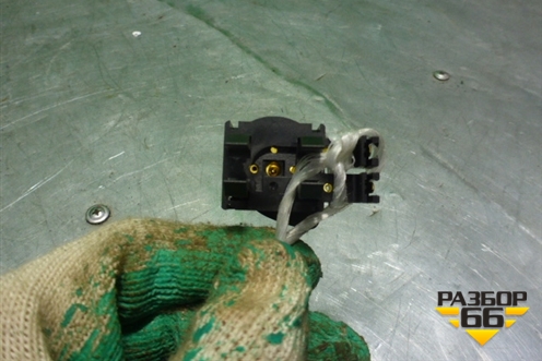 Кнопка (звукового сигнала левая) для Chevrolet Aveo (T250) с 2005-2011 (Авео Т250)