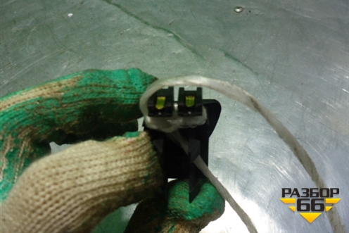 Кнопка (звукового сигнала левая) для Chevrolet Aveo (T250) с 2005-2011 (Авео Т250)