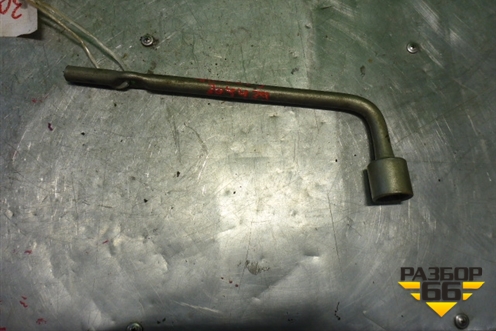 Ключ балонный для Mitsubishi Lancer-9  с 2003-2008г (Лансер)