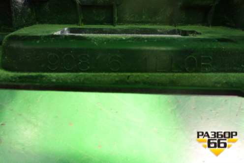 Накладка двери багажника (до 2019г) (908161LL0B) для Nissan Patrol (Y62) с 2010г (Патрол)