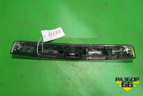 Накладка двери багажника (до 2019г) (908161LL0B) для Nissan Patrol (Y62) с 2010г (Патрол)