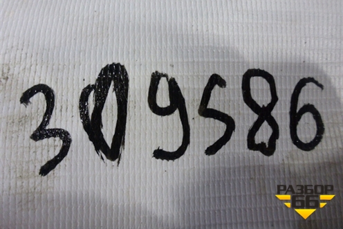 Крышка КПП (задняя) для International 9800i