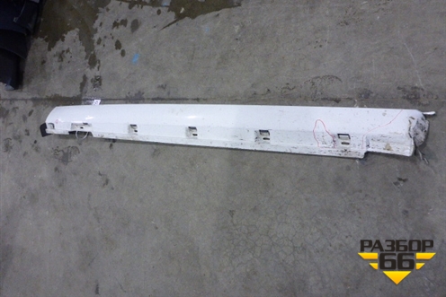 Накладка на порог наружная правая (до 2012г) (3C8853856B) для Volkswagen Passat-CC с 2008г (Пассат ЦЦ)