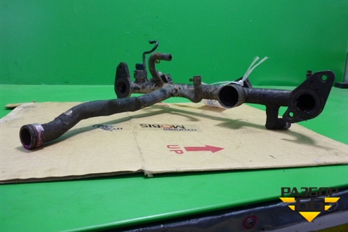 Трубка системы охлаждения (2.8л ACK на ГБЦ металлическая) для Audi A8 с 1998-2003г (А8)