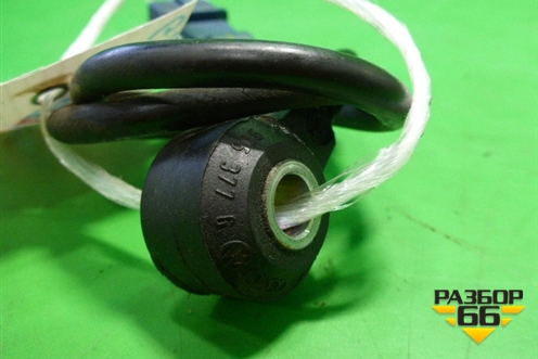 Датчик детонации (054905377) для Audi A8 с 1998-2003г (А8)