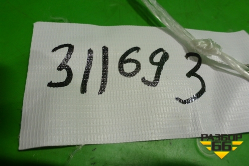 Заглушка в задний бампер (51127301464) для BMW 3-серия F30/F31 с 2011г