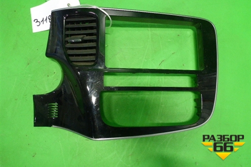 Рамка магнитолы (8002B294) для Mitsubishi Outlander с 2012-2024г (Аутлендер)