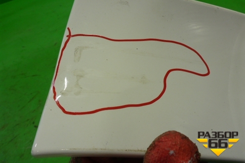 Планка под фонарь правая (5L6813346A) для Skoda Yeti с 2009г (Етти)