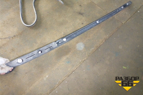 Рейлинг на крышу правый для Subaru Legacy Outback (BP9) с 2003-2009г (Легаси Аутбек)