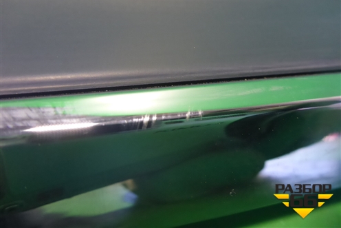 Накладка двери передней правой (после 2012г не крашеная) (8R0853960L) для Audi Q5 c 2008-2017г (Ку 5)