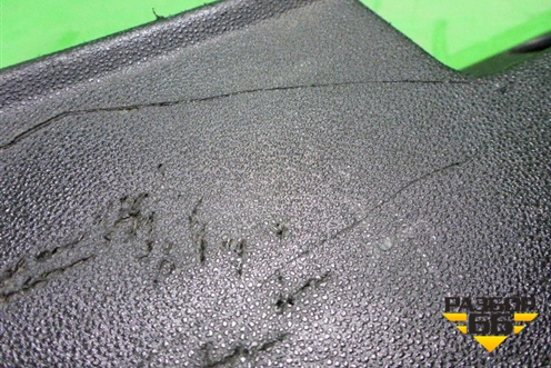 Обшивка багажника (на заднюю панель) (735384635) для Fiat Bravo с 2006г (Браво)