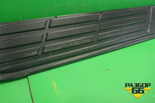 Накладка подножки правой (517716A130) для Toyota Land Cruiser Prado(150) с 2009г (Ленд Крузер Прадо)