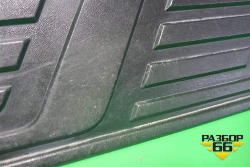 Накладка подножки правой (517716A130) для Toyota Land Cruiser Prado(150) с 2009г (Ленд Крузер Прадо)