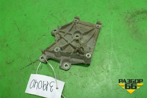 Кронштейн компрессора кондиционера (7813A164) для Mitsubishi Lancer-9  с 2003-2008г (Лансер)