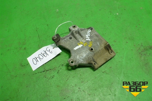 Кронштейн компрессора кондиционера (7813A164) для Mitsubishi Lancer-9  с 2003-2008г (Лансер)