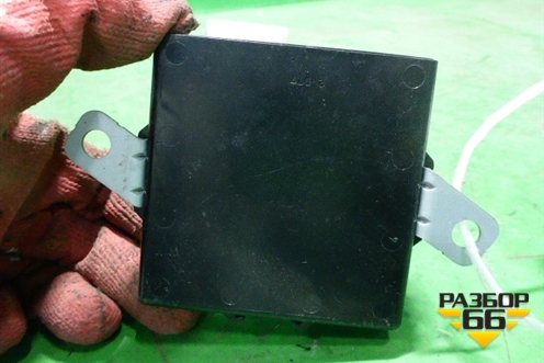 Блок электронный (управления правым зеркалом) (8943048040) для Lexus RX 300/330/350 с 2003-2009г (РХ)