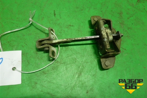 Ограничитель двери левой  (1930649) для Scania 5 R Series с 2004-2016г