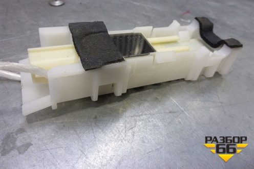 Антенна электрическая (безключевого доступа) (8999228010) для Toyota Land Cruiser (200) с 2008г (Ленд Крузер)