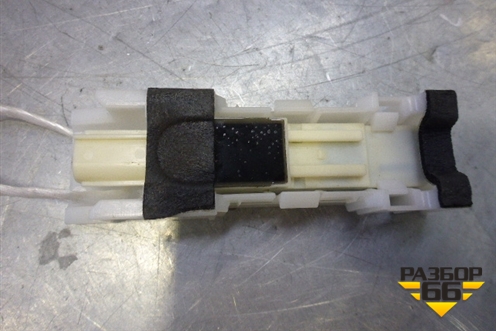 Антенна электрическая (безключевого доступа) (8999228010) для Toyota Land Cruiser (200) с 2008г (Ленд Крузер)