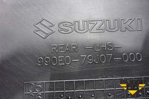 Накладка двери задней левой (широкая новая) (990E079J07000) для Suzuki SX4 с 2006-2013г (СХ4)