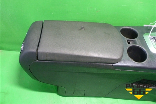 Подлокотник (7591Q3) для Peugeot 3008 с 2010-2016г