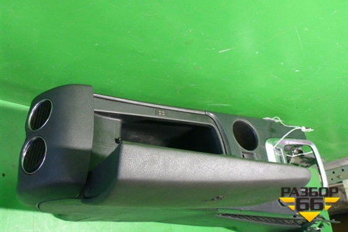 Подлокотник (7591Q3) для Peugeot 3008 с 2010-2016г