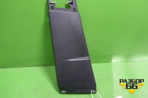 Обшивка стойки центральная нижняя левая (9683127777) для Peugeot 3008 с 2010-2016г