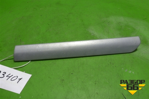 Накладка на торпедо (правая) (13162510) для Opel Zafira B с 2005-2012г (Зафира Б)