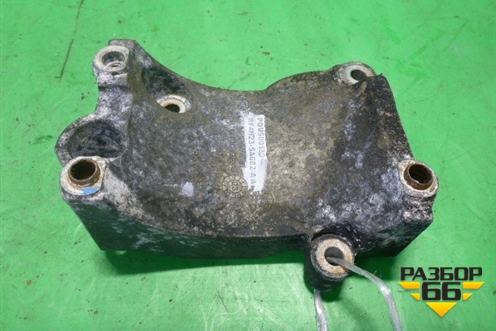 Кронштейн насоса гидравлики (4.2л) (4H235A682AA) для Land Rover Range Rover Sport с 2005-2012г (Спорт)