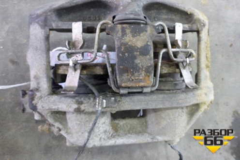 Суппорт передний правый для Audi A8 с 1998-2003г (А8)