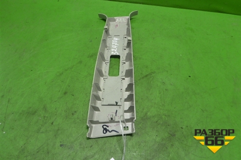 Обшивка стойки центральная верхняя левая (769149U000) для Nissan Note (Е11) с 2005-2013г (Нот)