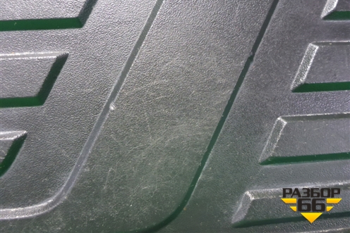 Накладка подножки правой (517716A130) для Toyota Land Cruiser Prado(150) с 2009г (Ленд Крузер Прадо)