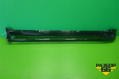 Накладка на порог наружная правая на подножку (5177360160) для Toyota Land Cruiser (200) с 2008г (Ленд Крузер)