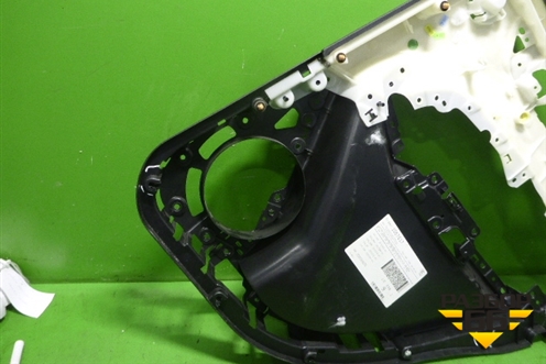 Обшивка двери задней левой под электрику для Mercedes Benz ML-Klass W166 c 2011г (МЛ)