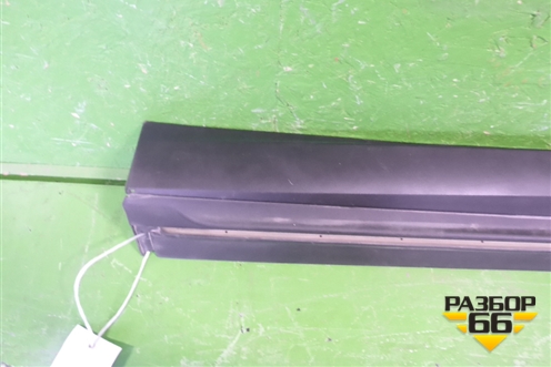 Накладка двери задней правой (7507548140) для Lexus RX 350 c 2015г (РХ)