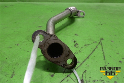 Трубка масляная (правая на турбину 4.4л S63) для BMW X6 E71 с 2008-2014г (Х6 Е71)