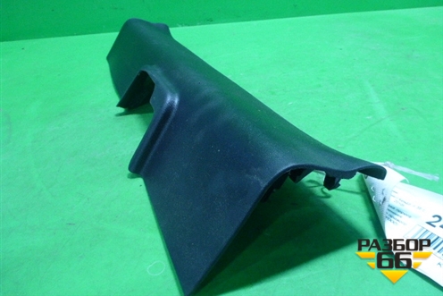 Накладка порога внутренняя переднего правого (858822Y000) для Hyundai ix 35 с 2010г (Ай икс 35)