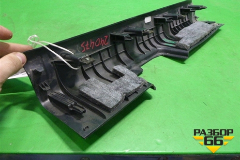 Накладка порога внутренняя переднего правого (858822Y000) для Hyundai ix 35 с 2010г (Ай икс 35)