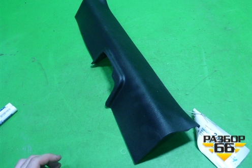 Накладка порога внутренняя переднего правого (858822Y000) для Hyundai ix 35 с 2010г (Ай икс 35)