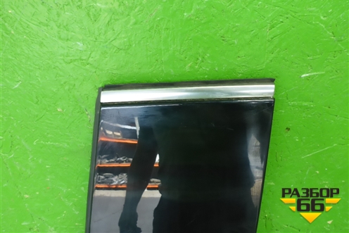 Накладка стойки (центральная левая) (877813N500) для Hyundai Equus с 2010г (Экус)